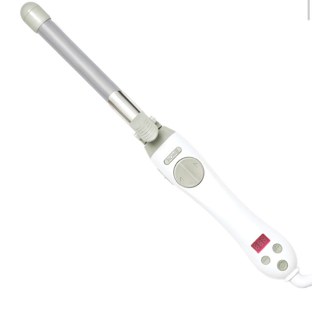 BEACHWAVER® S.75 DUAL VOLTAGE WHITE ROTATING CURLING IRON